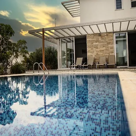 Orange Luxury Вилла *