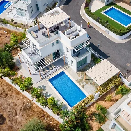 Orange Luxury Villa *